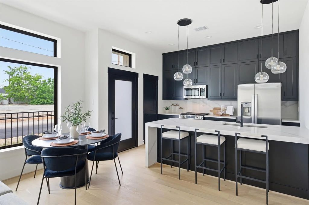 4603 Harrisburg Boulevard A, Houston