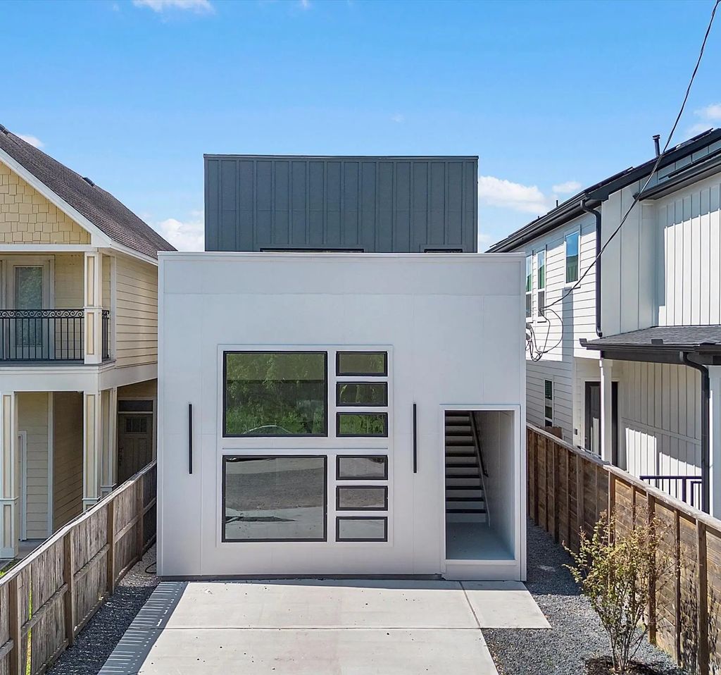 3307 Delhi Street, Houston