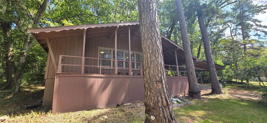 131 Cove Drive, Point Blank