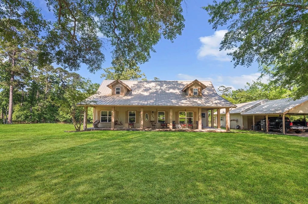 265 County Road 439 E, Bronson