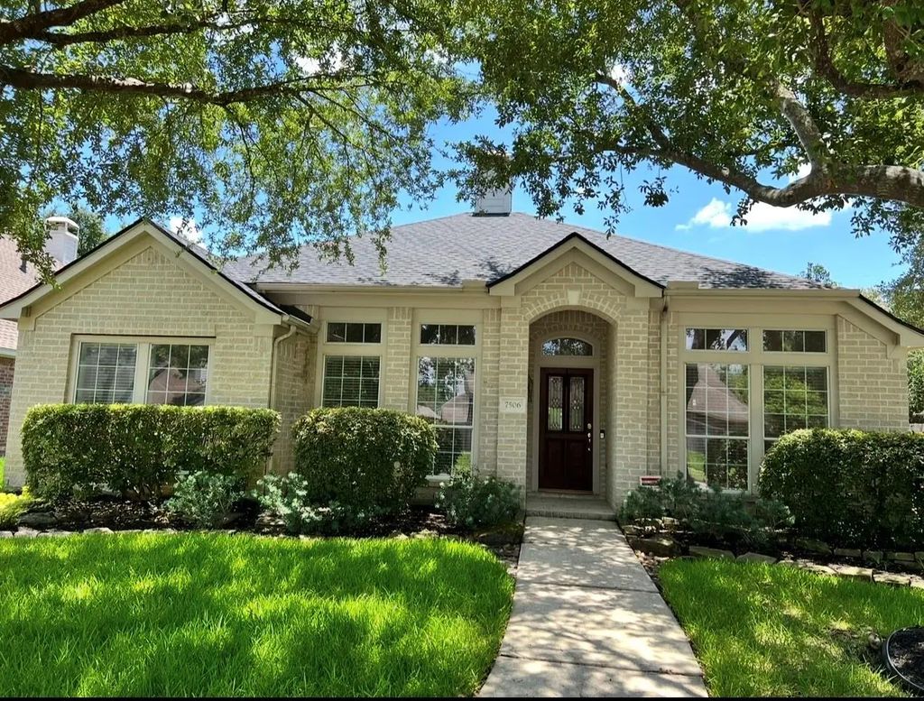 7506 Opal Hill Lane, Humble