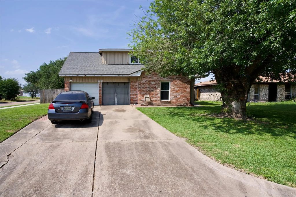 4430 Smooth Oak Lane, Houston