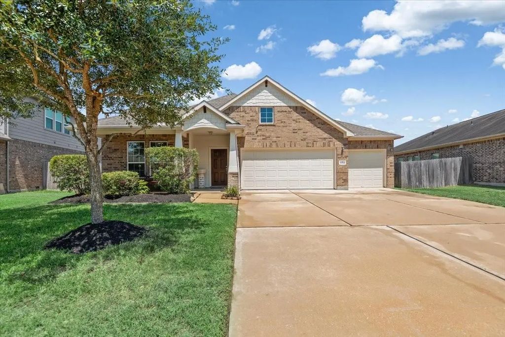 31914 Mckinley Run Drive, Hockley