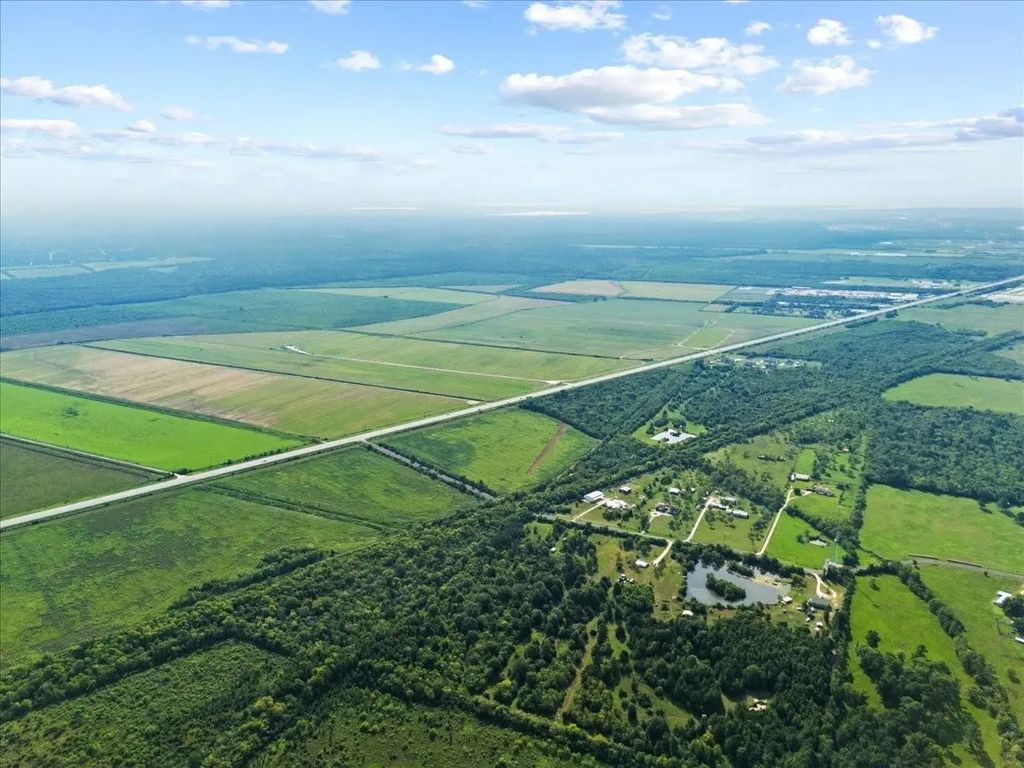310 County Road 479, Dayton