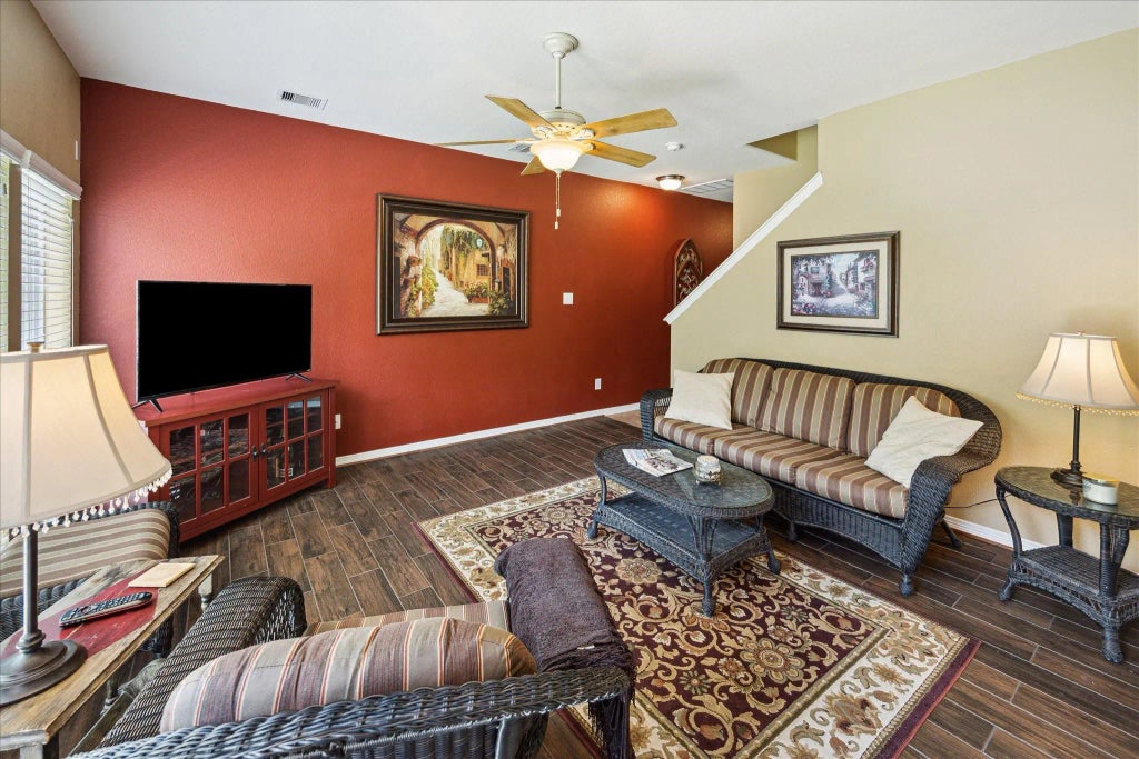 11014 Bakerwood Drive, Houston