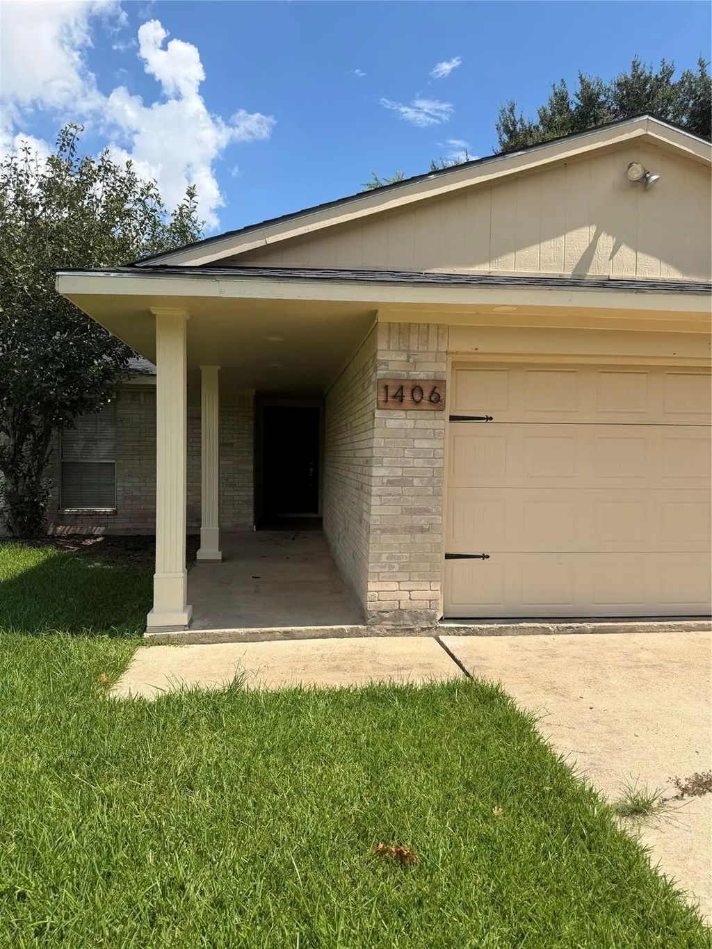 1406 Ashwood Drive, Sugar Land
