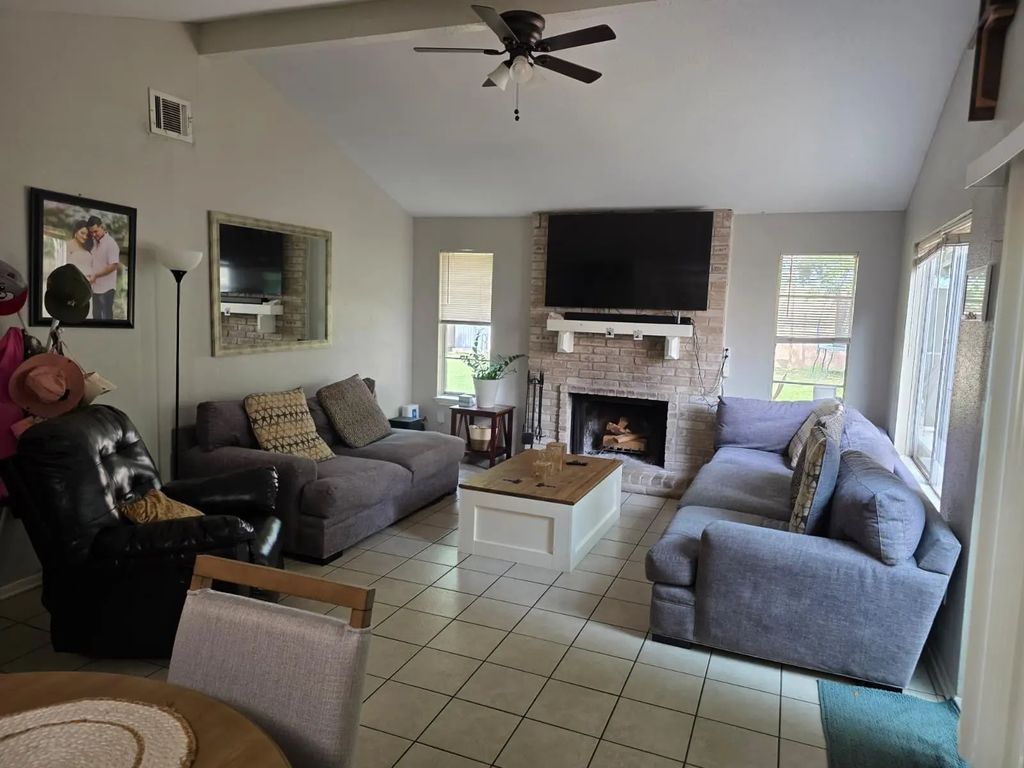 1406 Ashwood Drive, Sugar Land