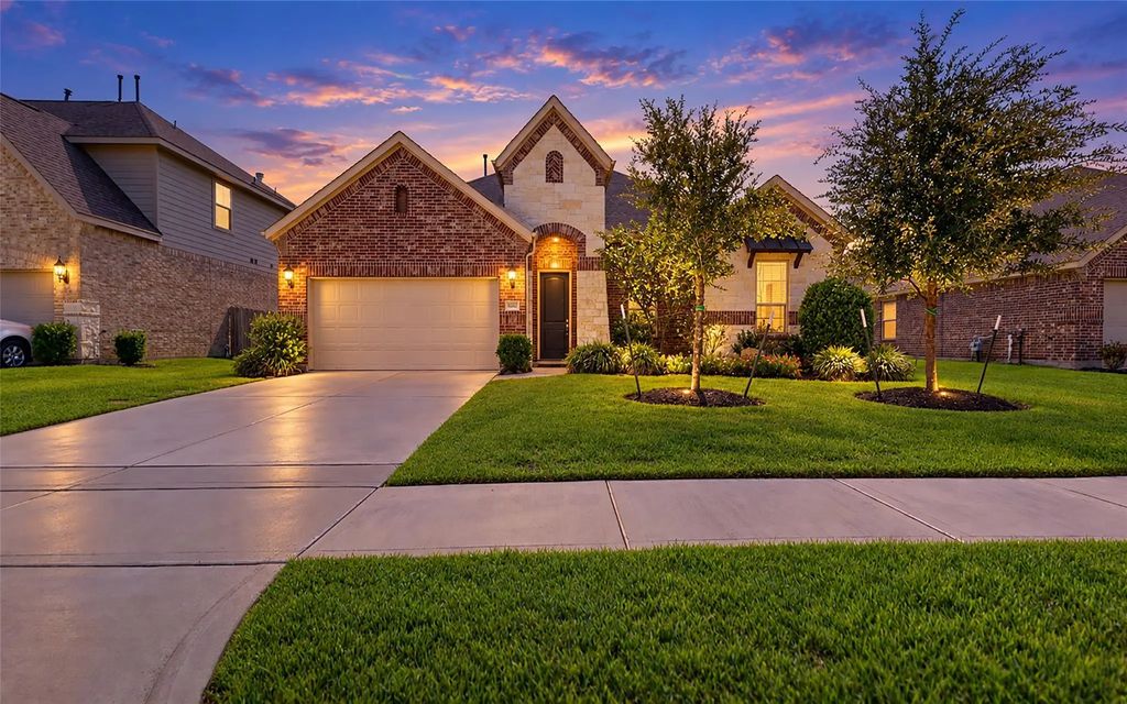 9607 Invergarry Way, Tomball
