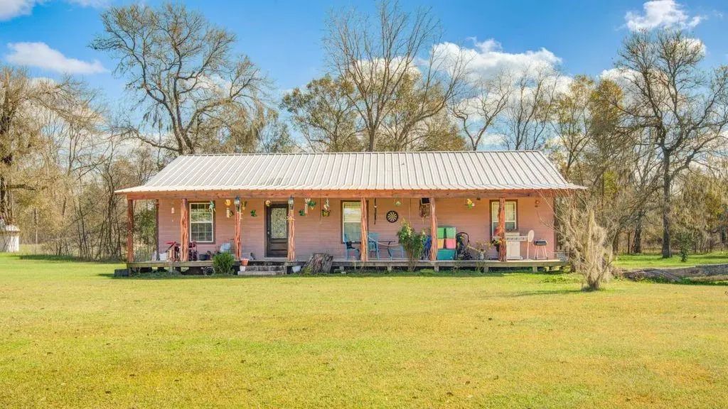 181 County Road 472, Sweeny