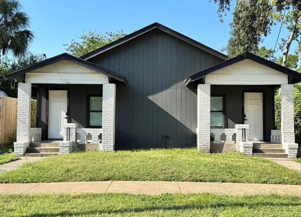 2802 Holman Street, Houston