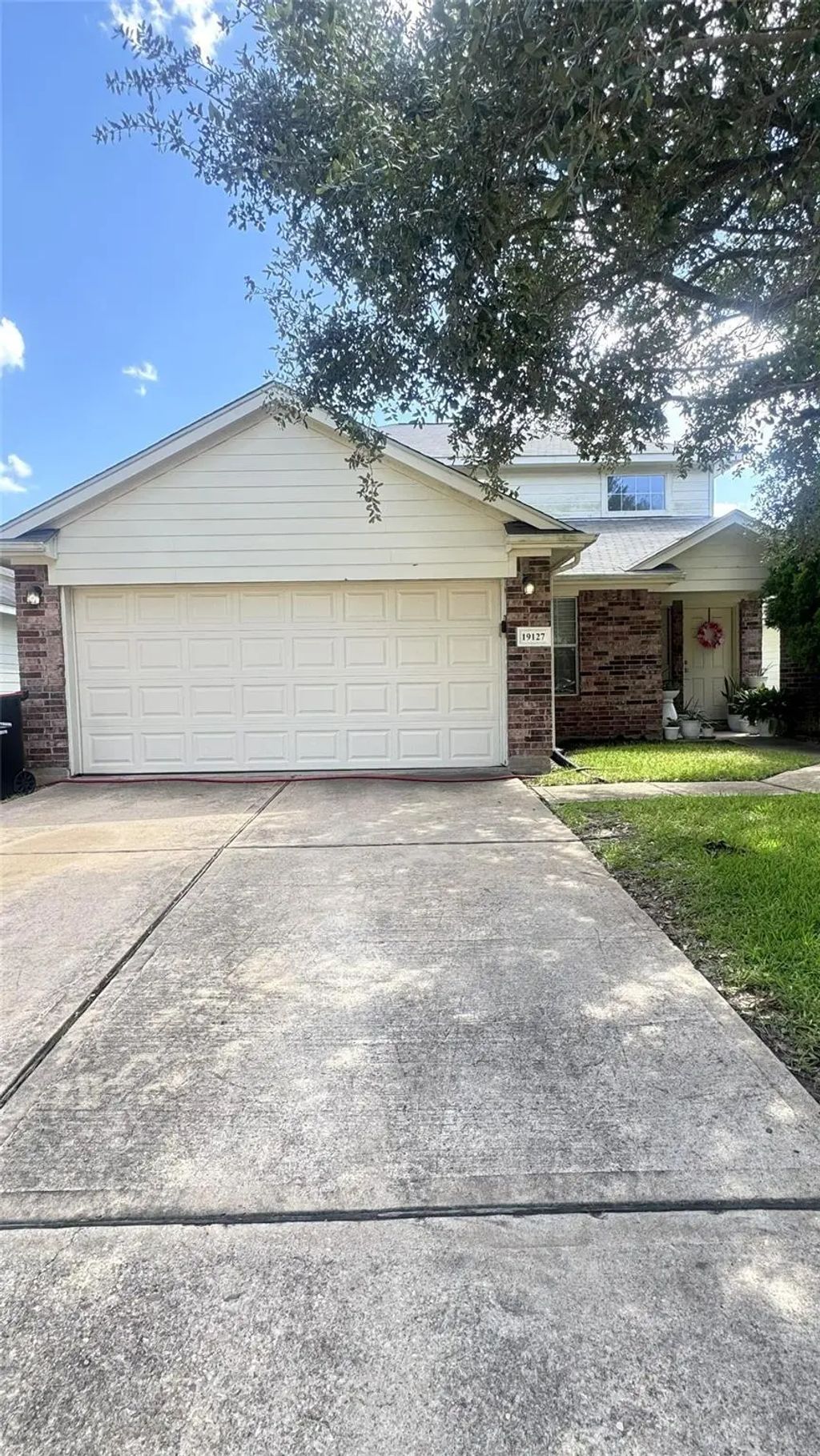 19127 Lakota Drive, Katy