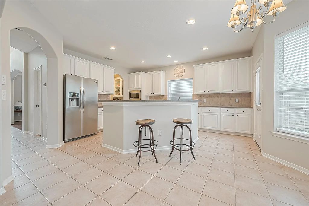 4202 Stone Oak Court, Missouri City