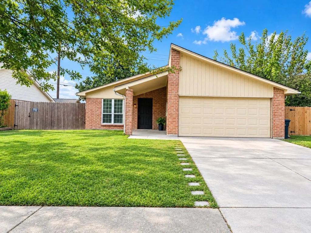 8515 Twisting Vine Lane, Houston