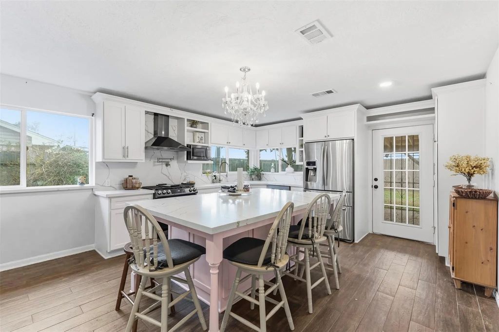 8515 Twisting Vine Lane, Houston
