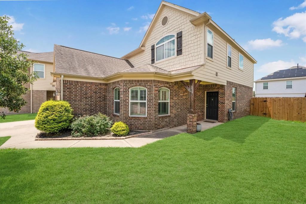 19714 Allenwick Hills Court, Cypress