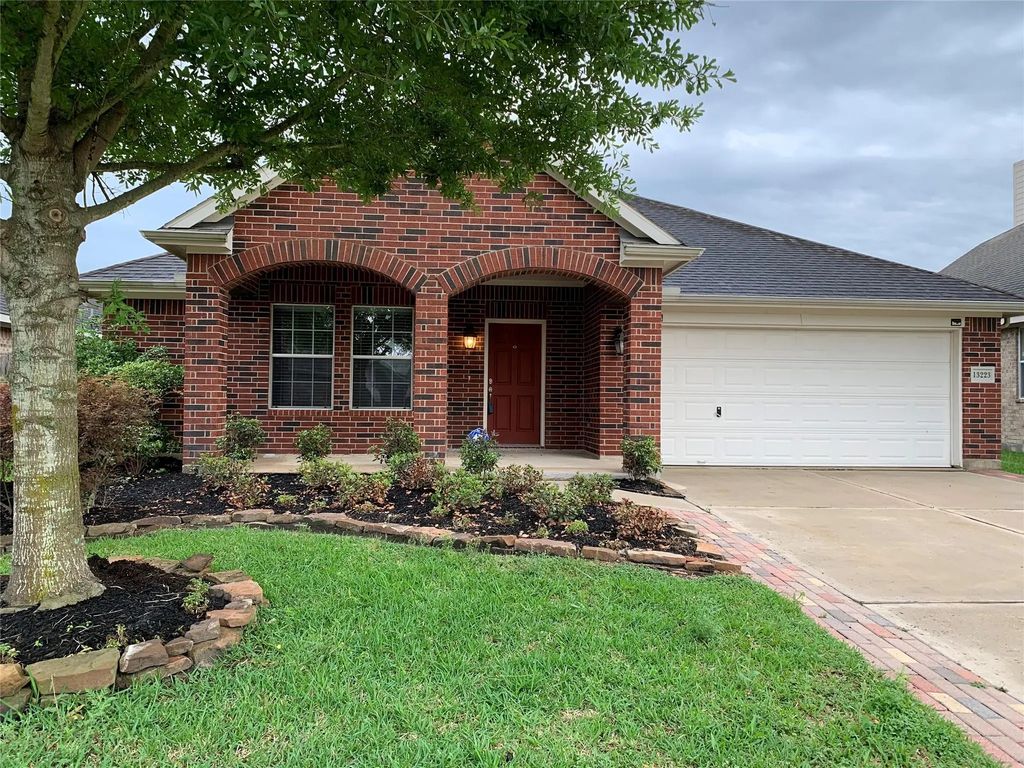 13223 Heather Falls Drive, Houston