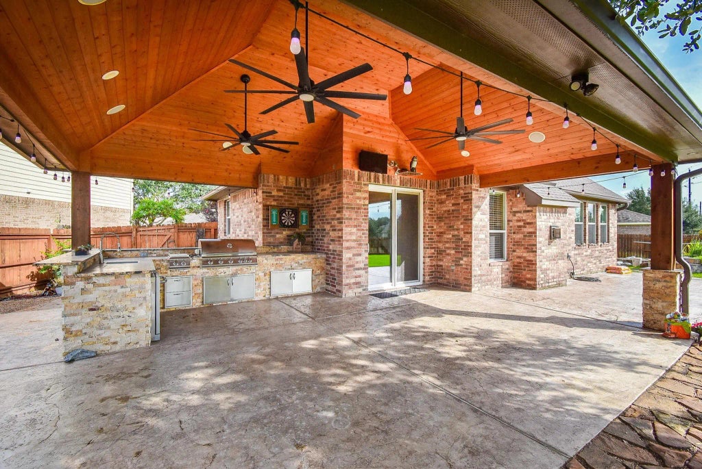 427 Blossom Terrace Lane, Rosenberg