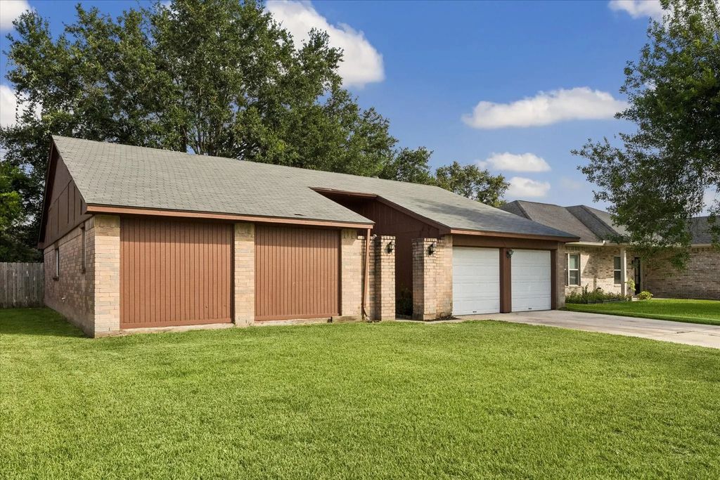 2311 Webster Ranch Road, Friendswood