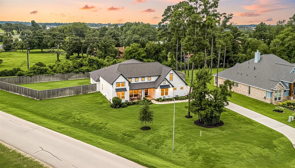 12603 Damuth Court, Magnolia