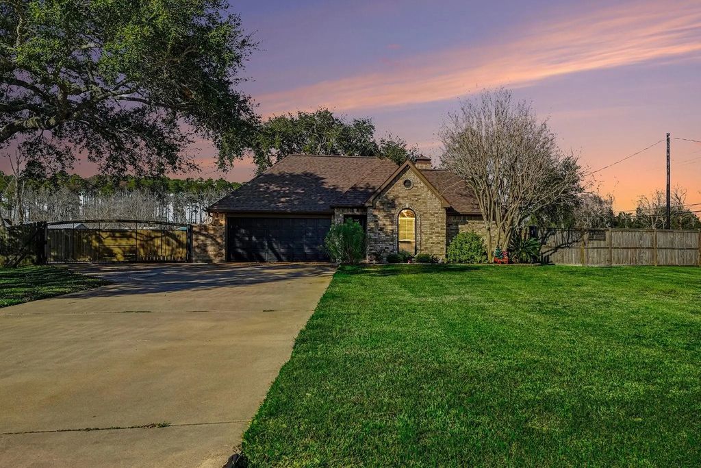 13402 Bob White Drive, Santa Fe