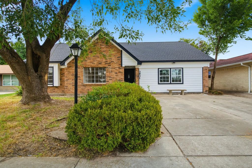3931 Tiffany Drive, Houston