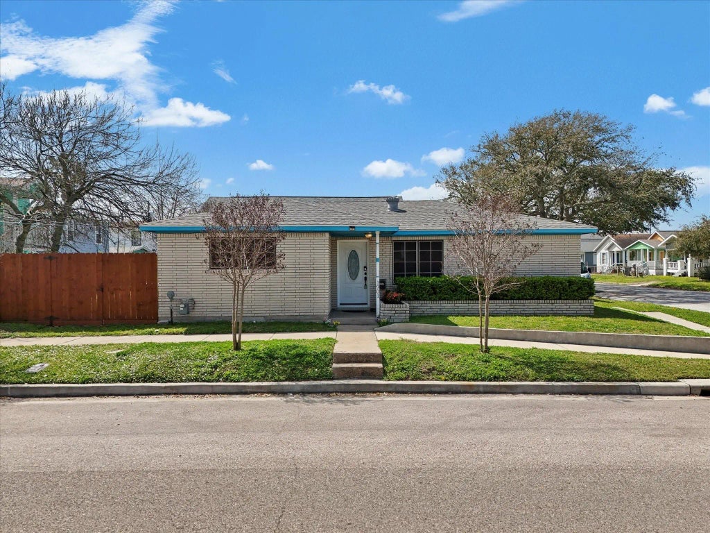 1901 49th Street, Galveston