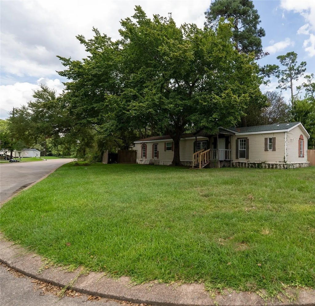 9803 Cedar Branch Drive, Baytown