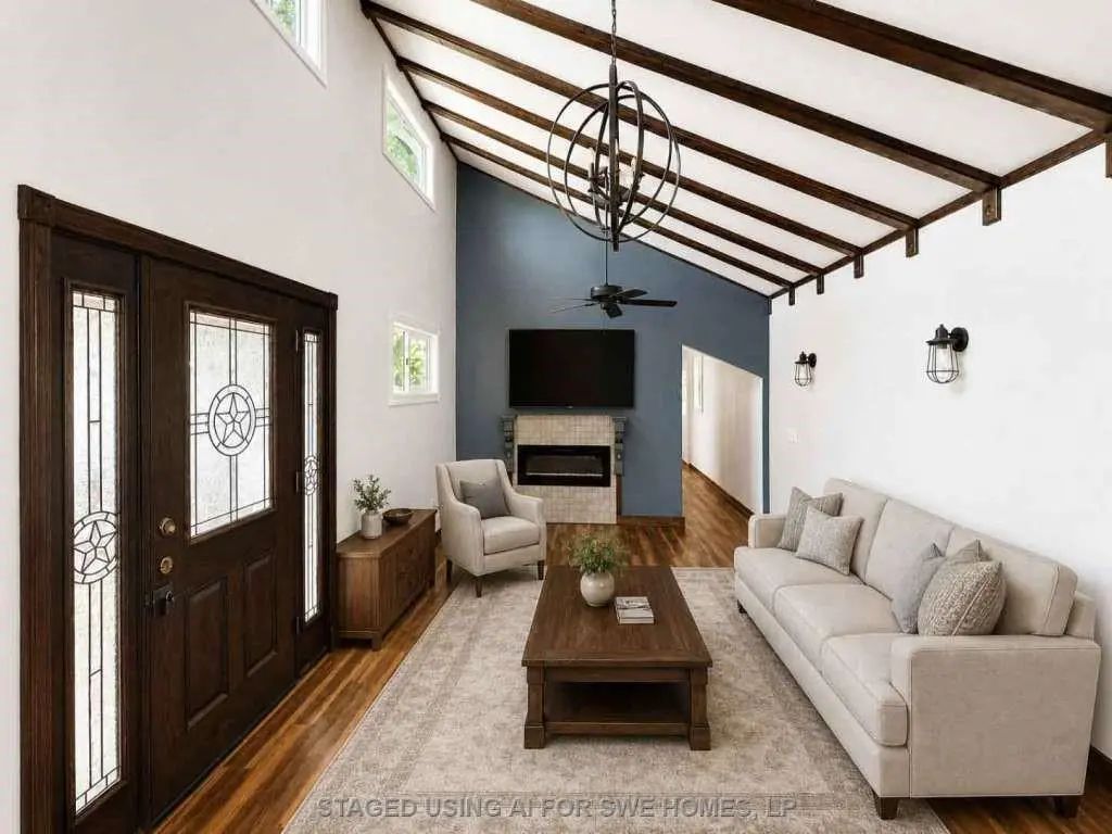 108 E 9th Street, Channing
