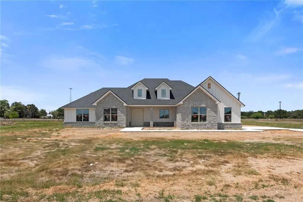 7899 Mathis Creek Drive, Bryan