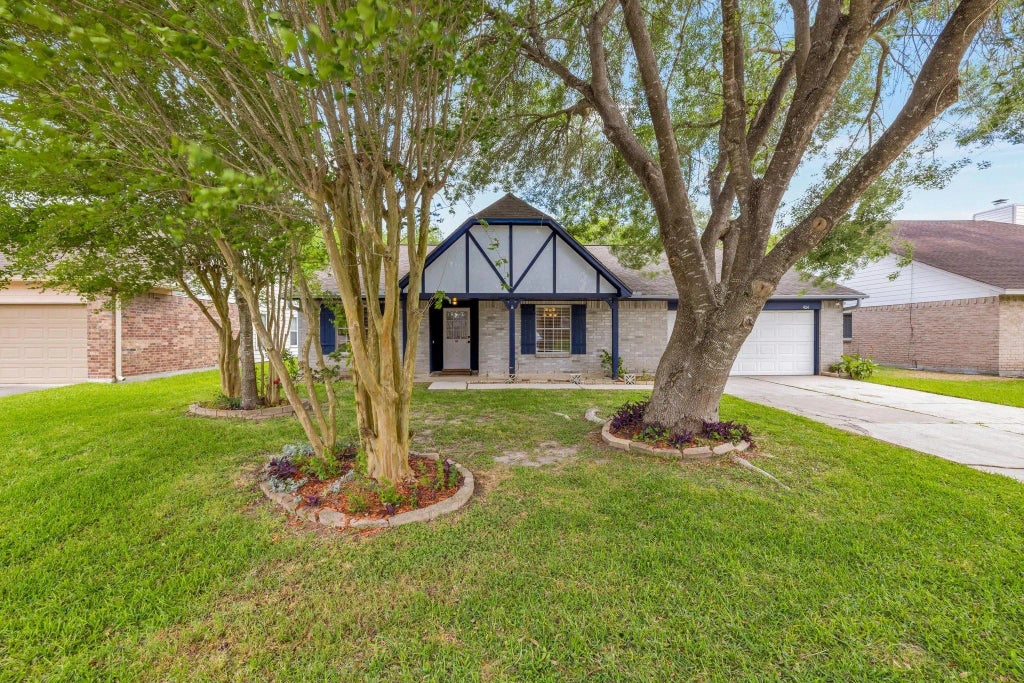 404 Country Lane, League City