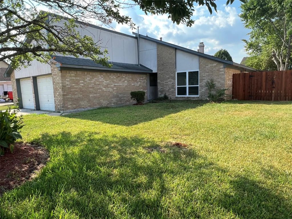 6630 Trigate Drive, Houston