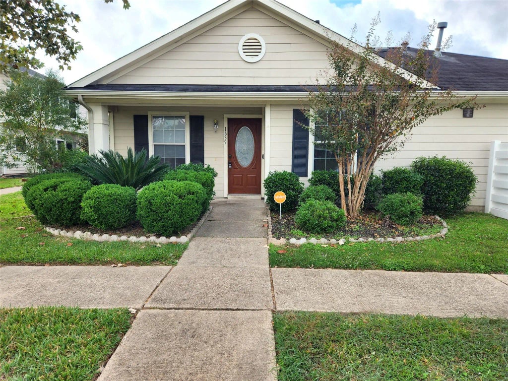 1639 Nichole Woods Drive, Houston