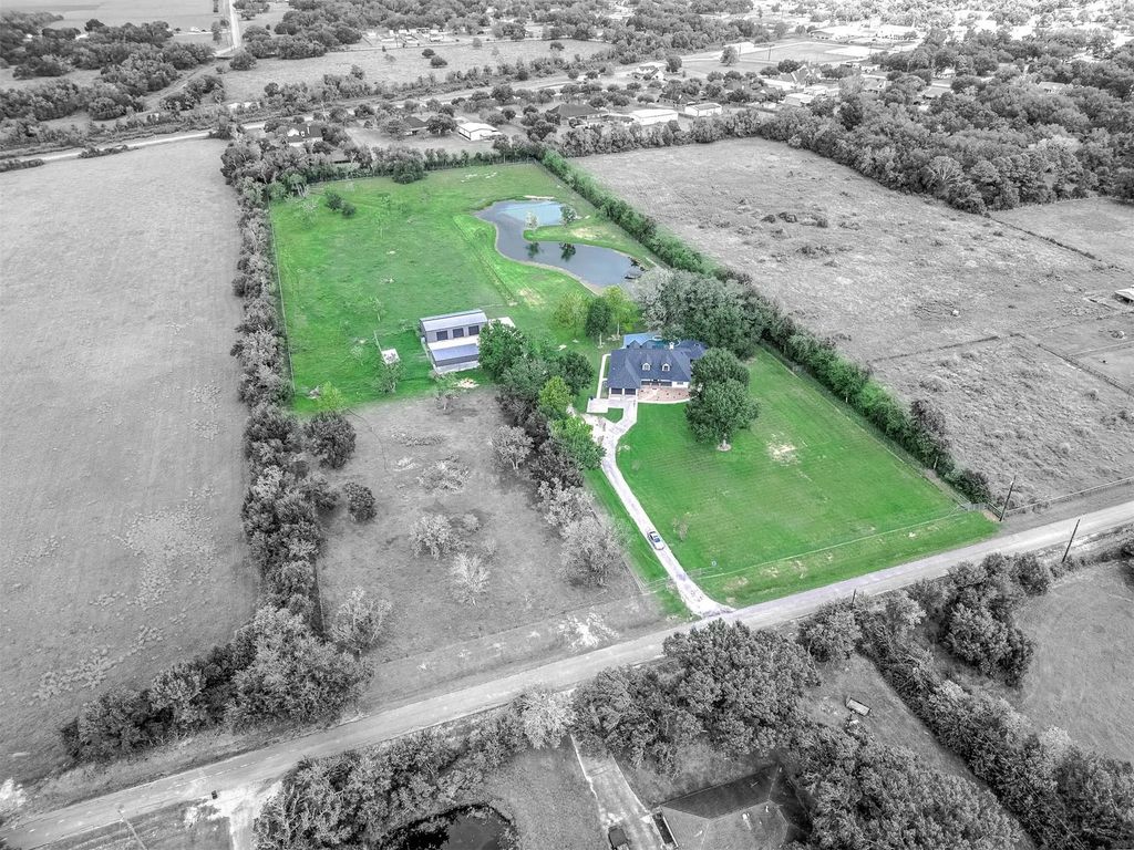 16610 Meadow Lane, Danbury