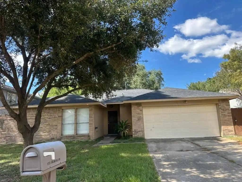 19738 Oakland Valley Drive, Katy