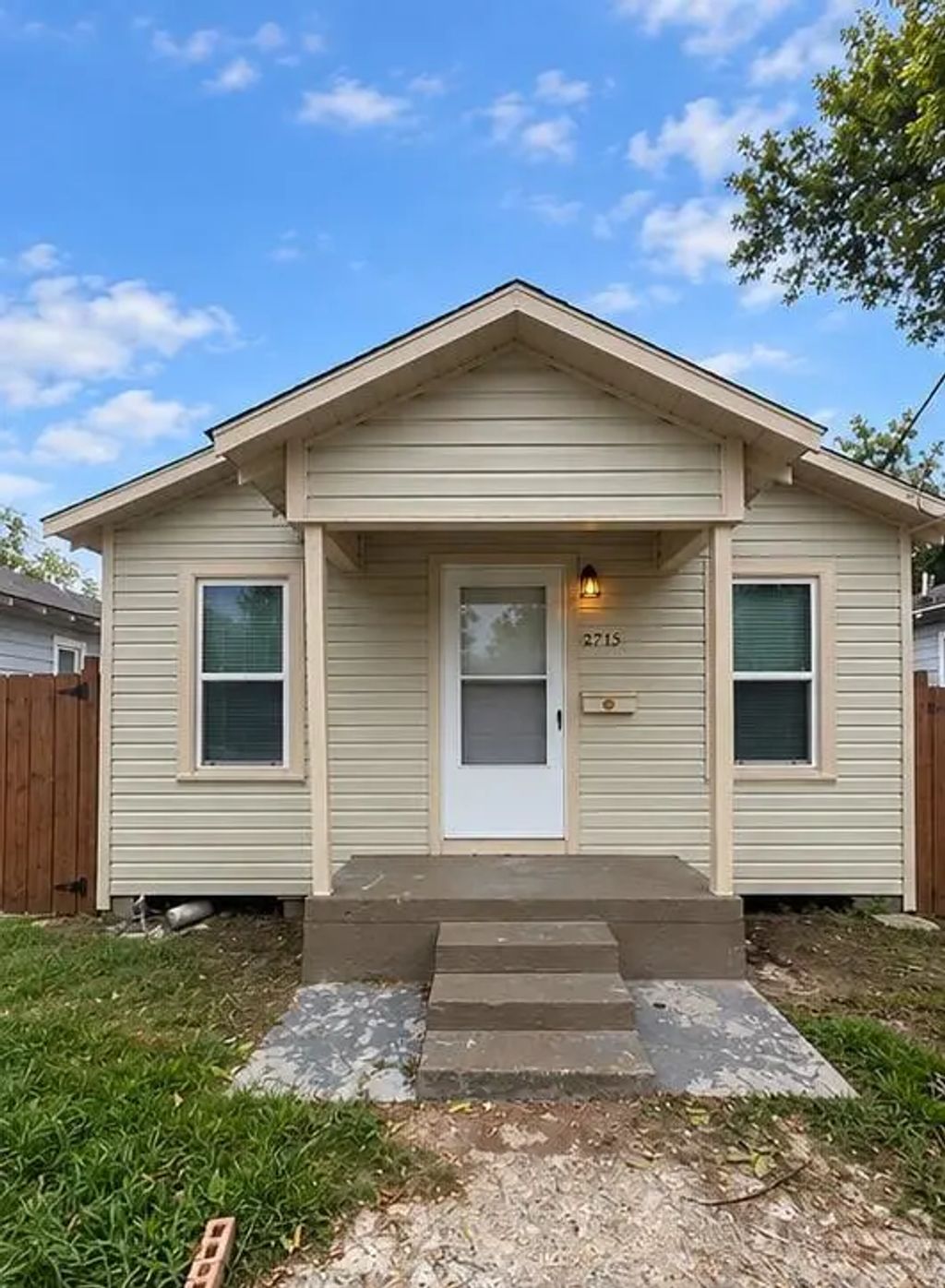 2715 Gregg Street, Houston