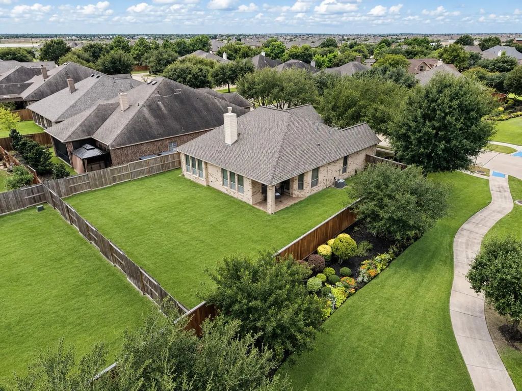 9126 Lake Lewisville Court, Cypress