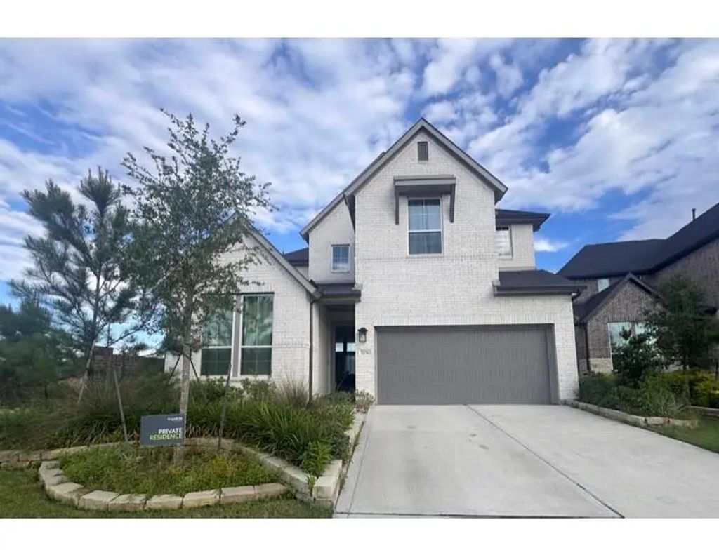 5106 Enchanted Pine Court, Spring