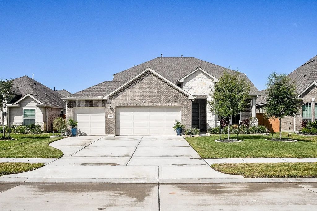 1507 Homewood Point Lane, Rosharon