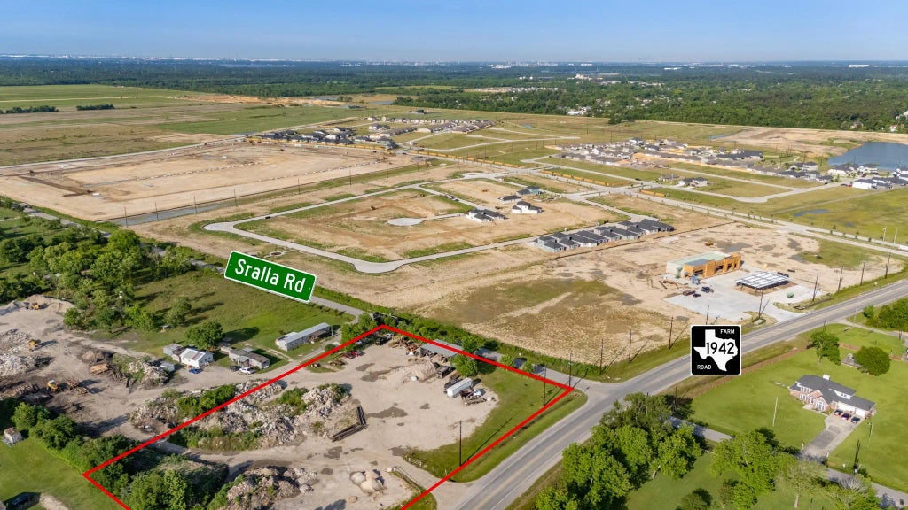 1610 Fm 1942 Road, Crosby