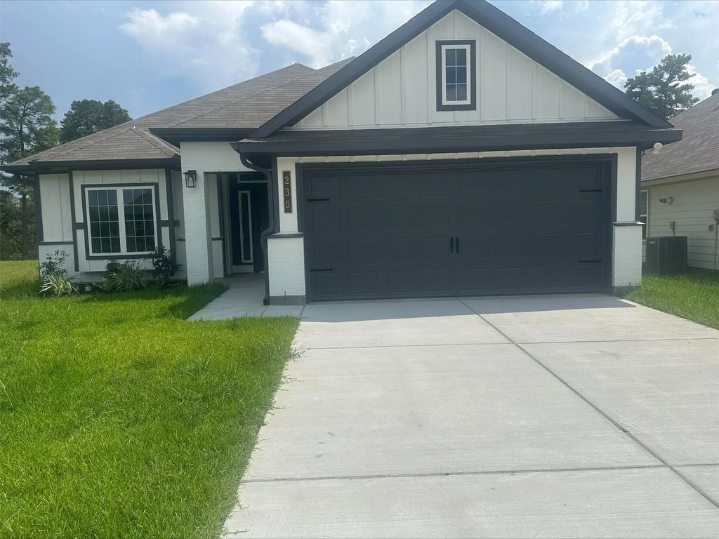 235 New Dawn Trail, Huntsville