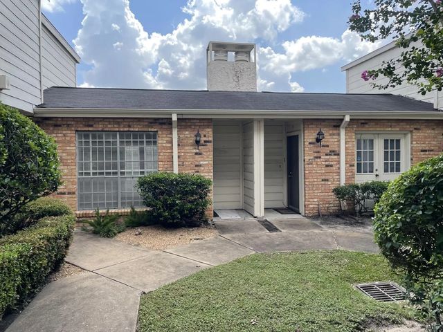 6201 Beverlyhill Street 8, Houston