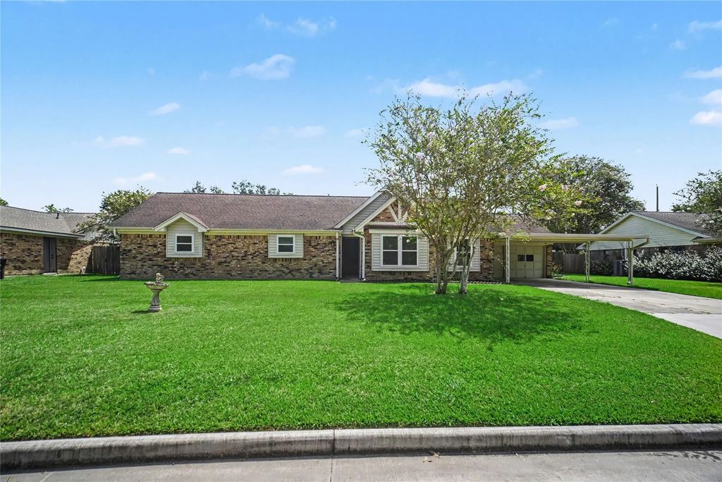 1909 Adams Street, Alvin