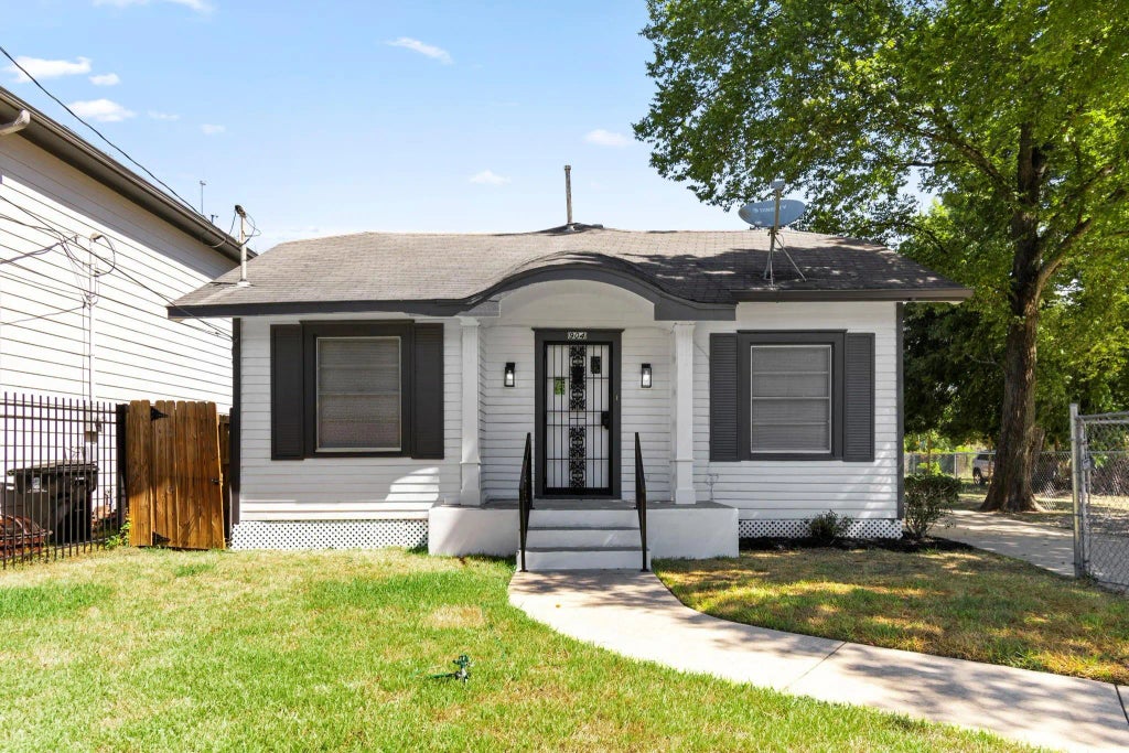 904 Mansfield Street, Houston