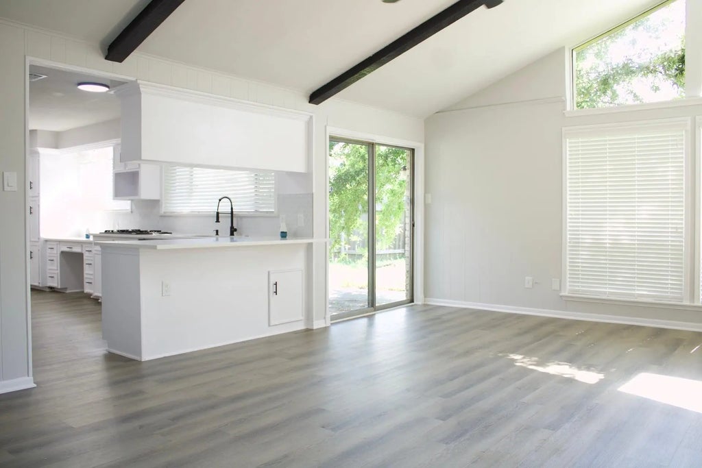 167 White Cedar Street, Houston