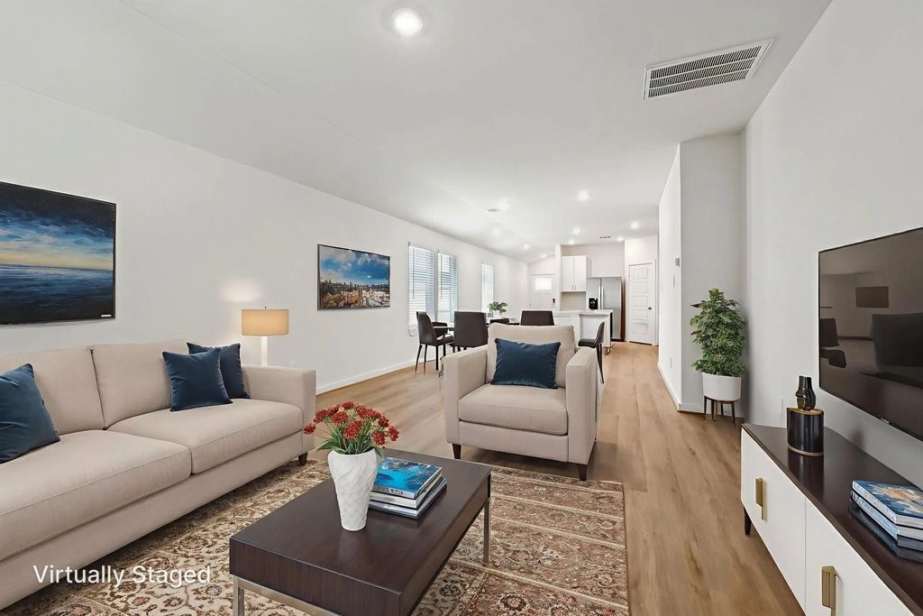 2406 Pioneer Landing Lane, Crosby