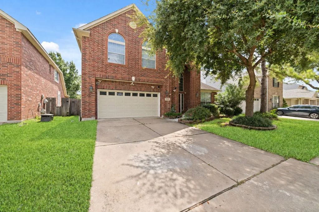 9722 Eagle Peak Court, Katy