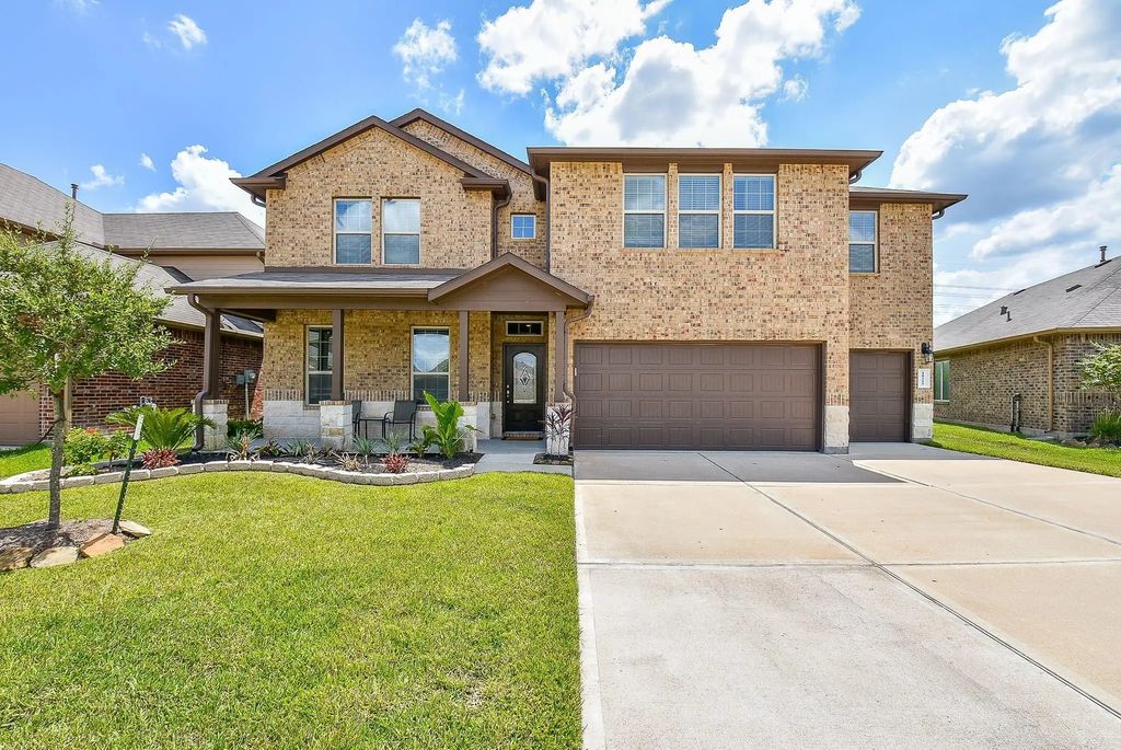 18215 Tenasserim Pine Trace, Richmond