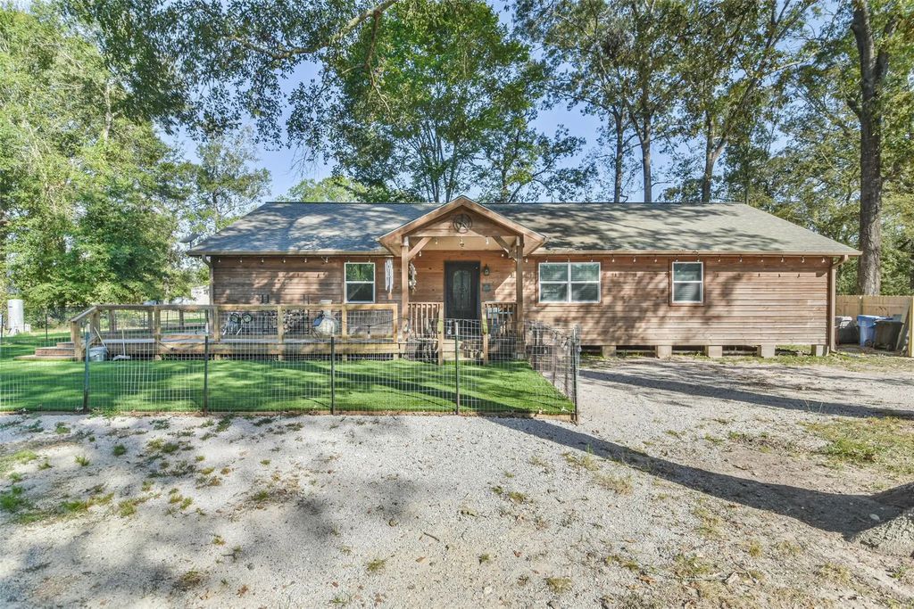24237 Creekwood Drive, Splendora