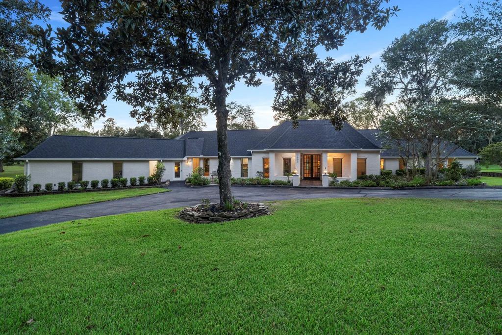 7003 Deerwood Drive, Richmond