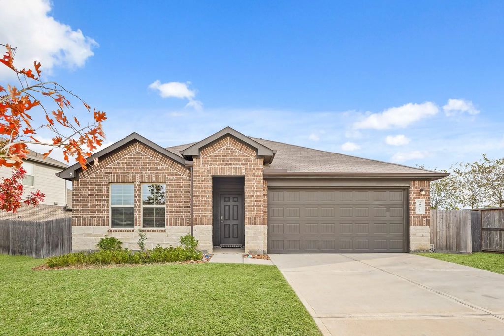40422 Garden Heights Lane, Magnolia